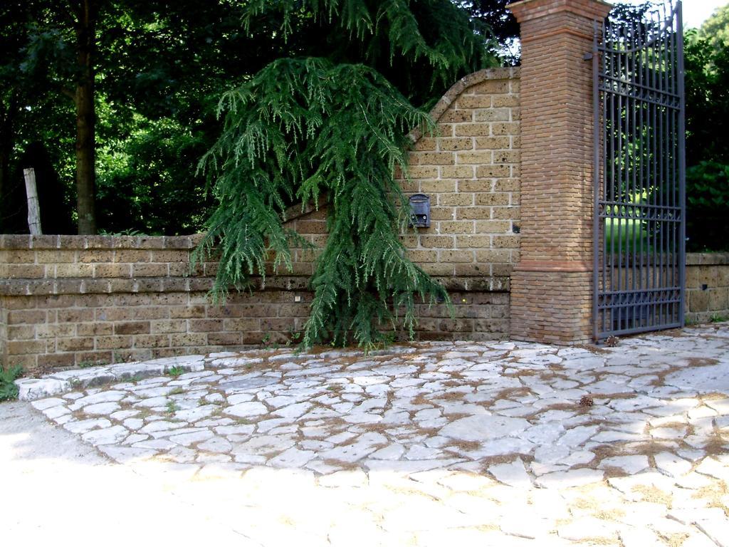 Tenuta Montelaura フォリーノ エクステリア 写真